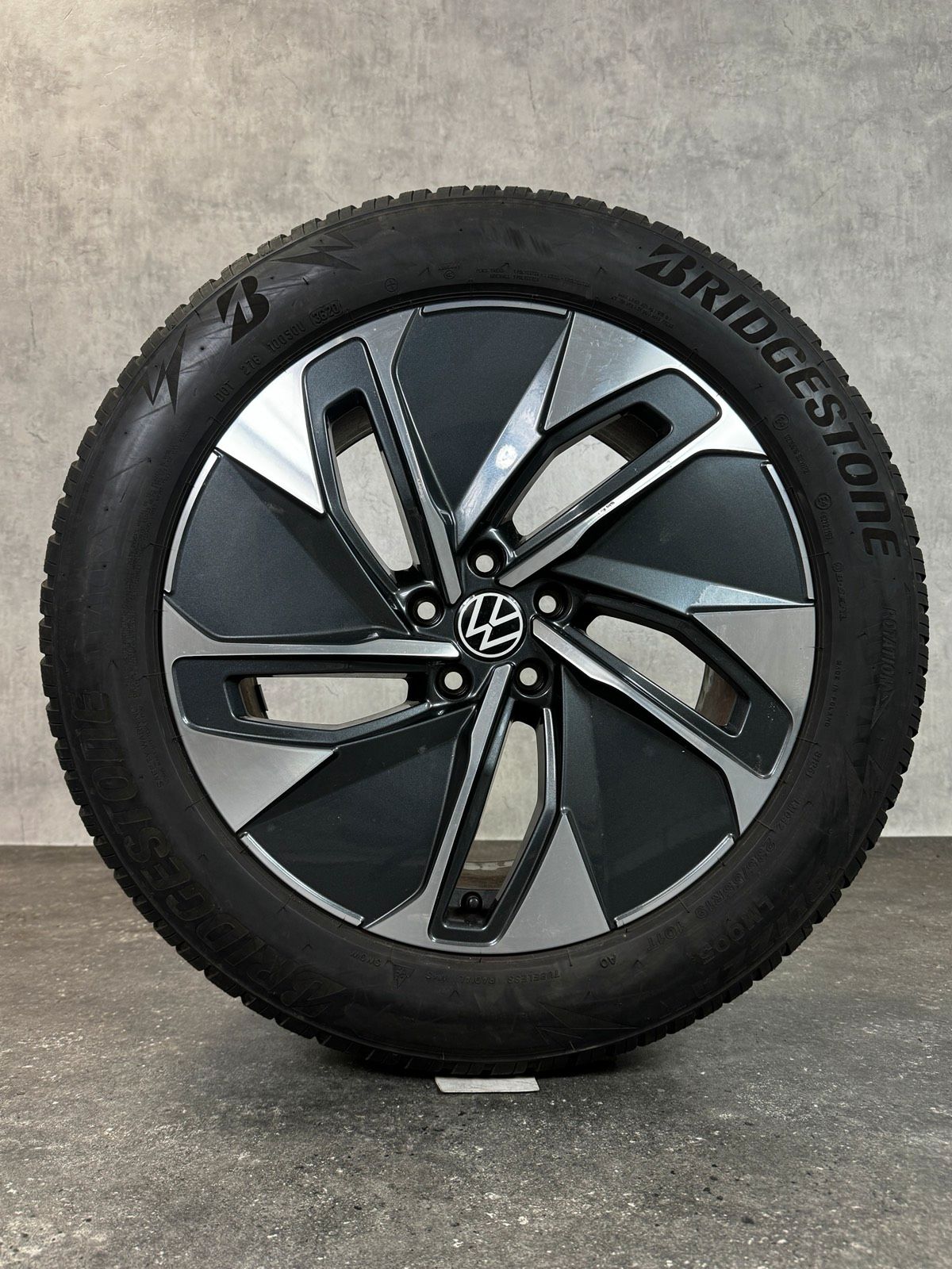 Original 19 Zoll VW ID.4 ID.5 E21 Hamar Winterreifen 11A601025M