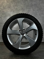Original 17 Zoll VW Golf 7 VII Brooklyn Winterreifen 5G0601025BG