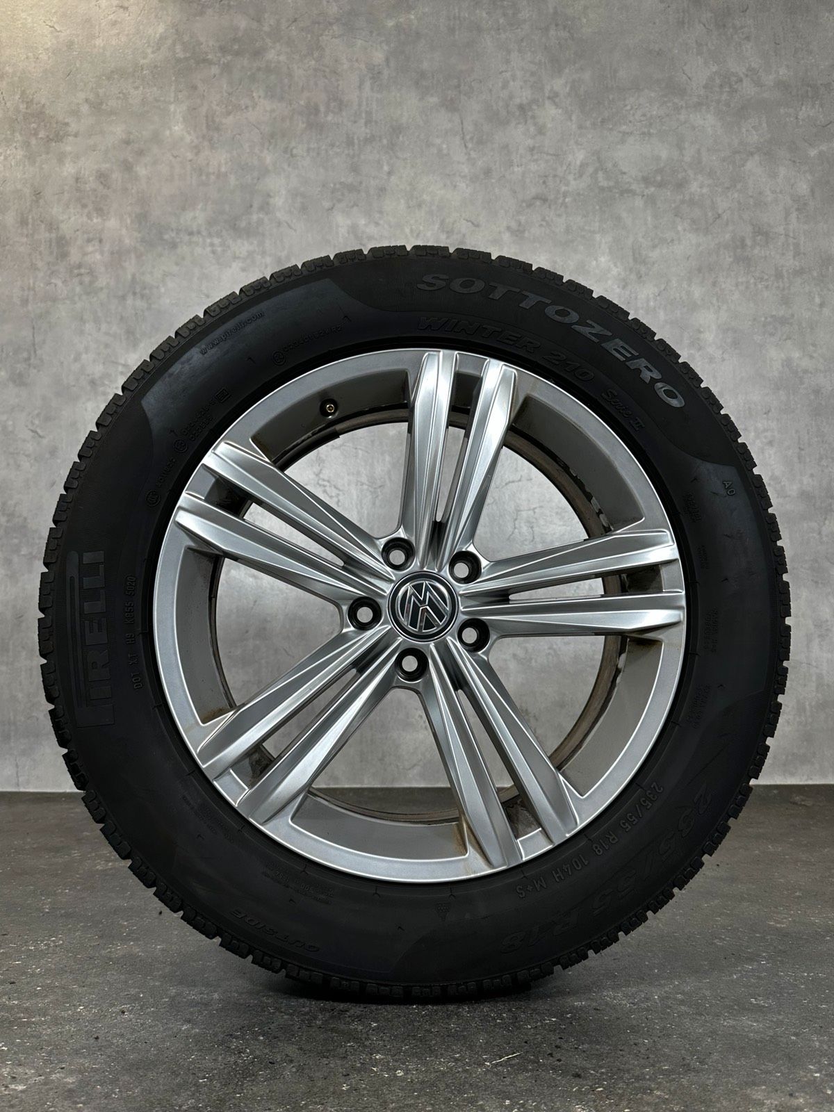 Original 18 Zoll VW Tiguan II AD1 Sebring Winterräder Allspace