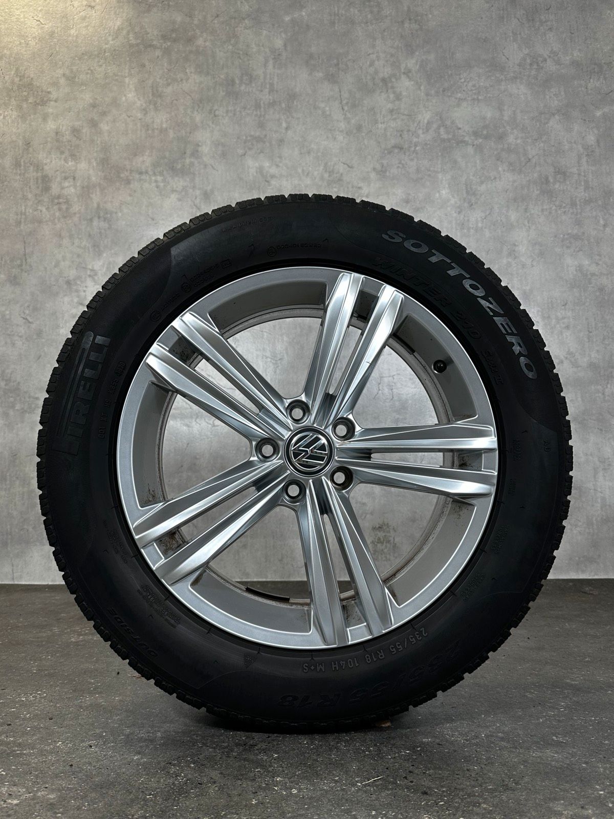 Original 18 Zoll VW Tiguan II AD1 Sebring Winterräder Allspace
