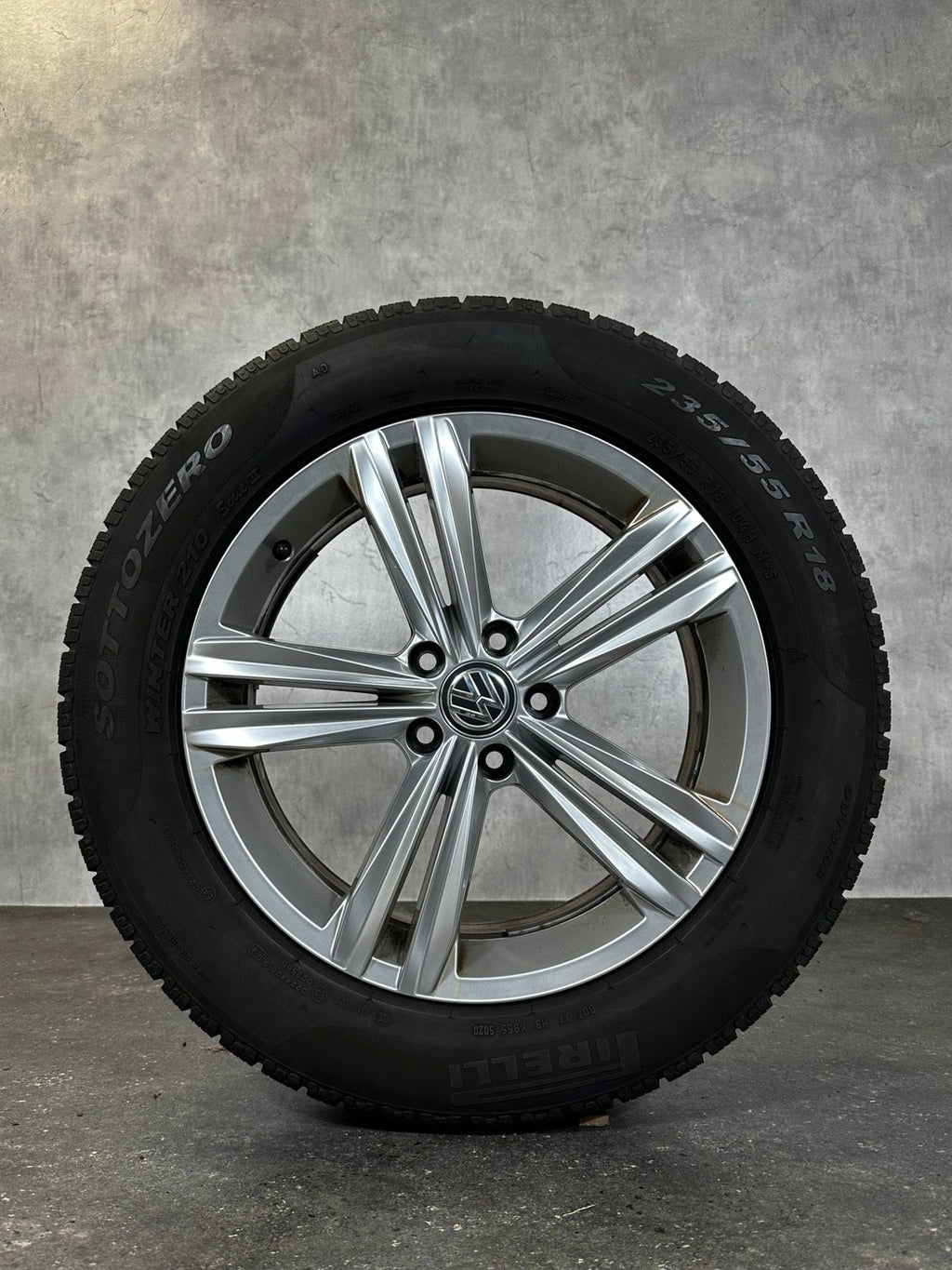 Original 18 Zoll VW Tiguan II AD1 Sebring Winterräder Allspace
