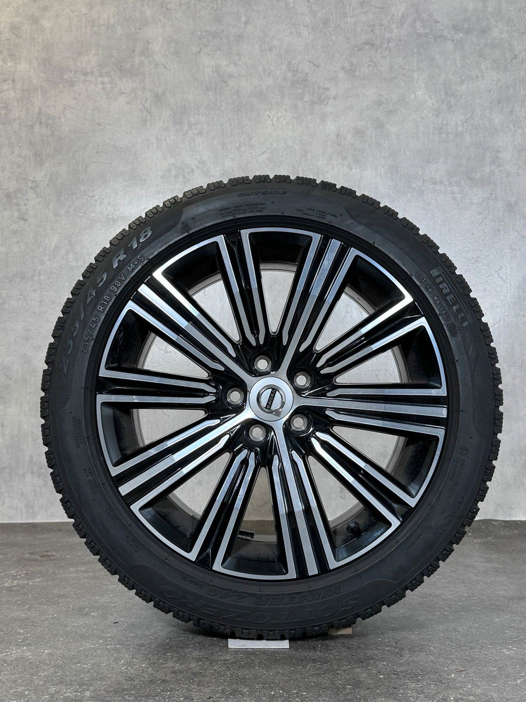 Original 18 Zoll Volvo V60 II S60 Winterreifen Diamond Cut 314713