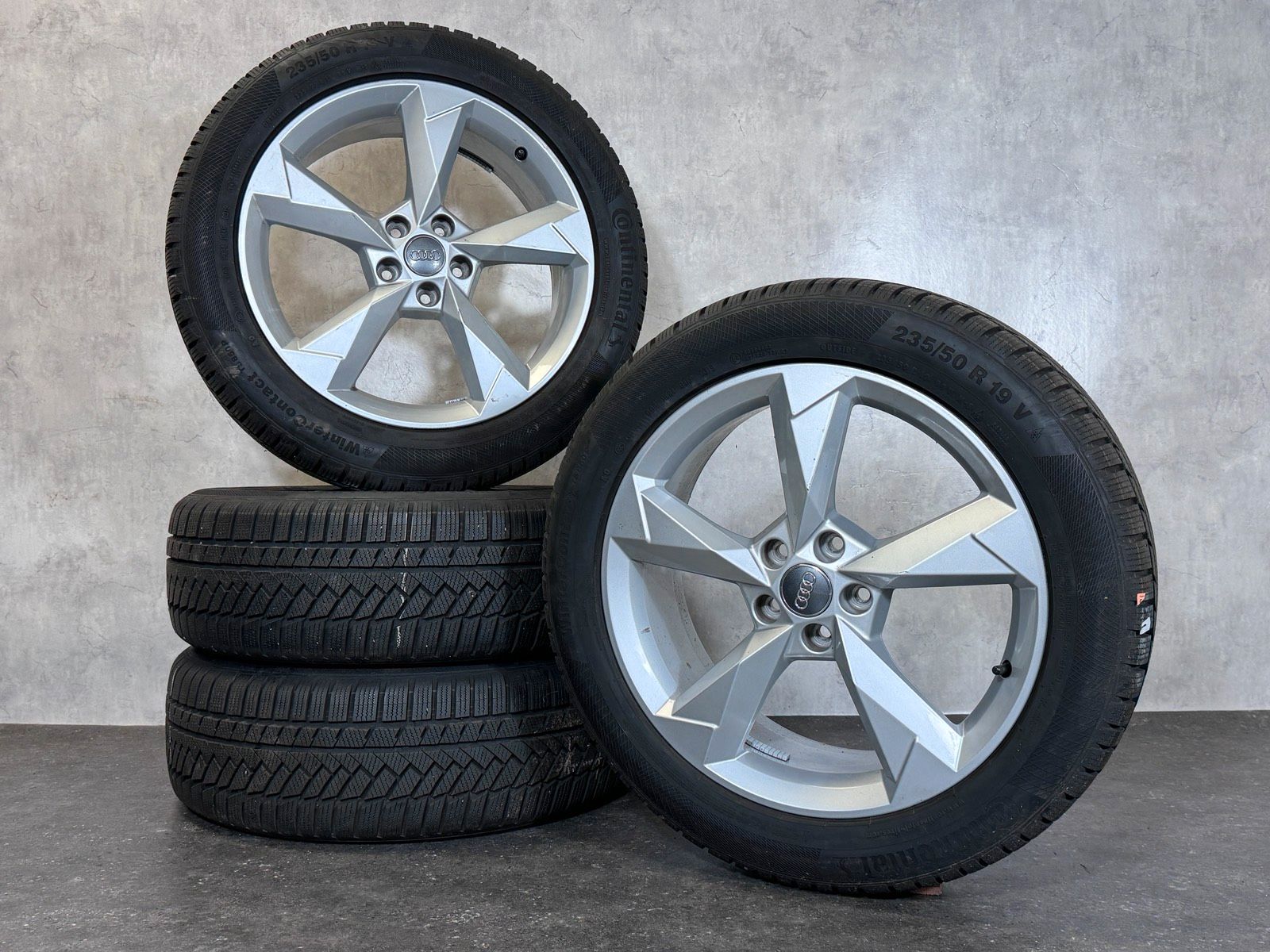Original 19 Zoll Audi Q3 F3 83A601025N Winterräder Winterreifen