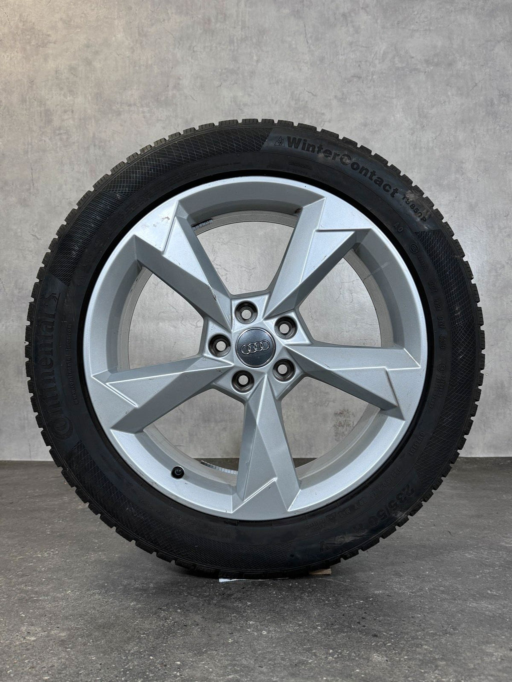Original 19 Zoll Audi Q3 F3 83A601025N Winterräder Winterreifen