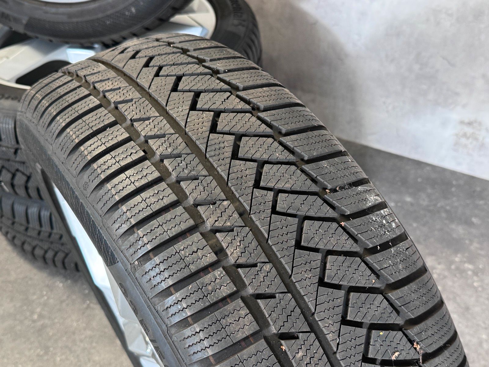 Original 19 Zoll Audi Q3 F3 83A601025N Winterräder Winterreifen