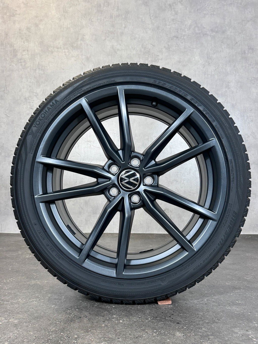 NEU Original 19 Zoll VW Passat 3G B8 Pretoria Winterreifen