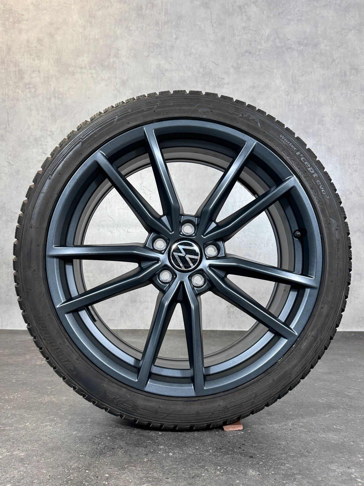 Original 19 Zoll VW Passat 3G B8 T-Roc Pretoria Winterreifen