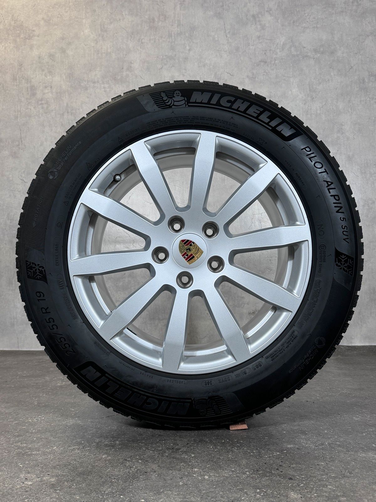 Original 19 Zoll Porsche Cayenne E3 SUV 9Y0 Winterreifen RÄDER