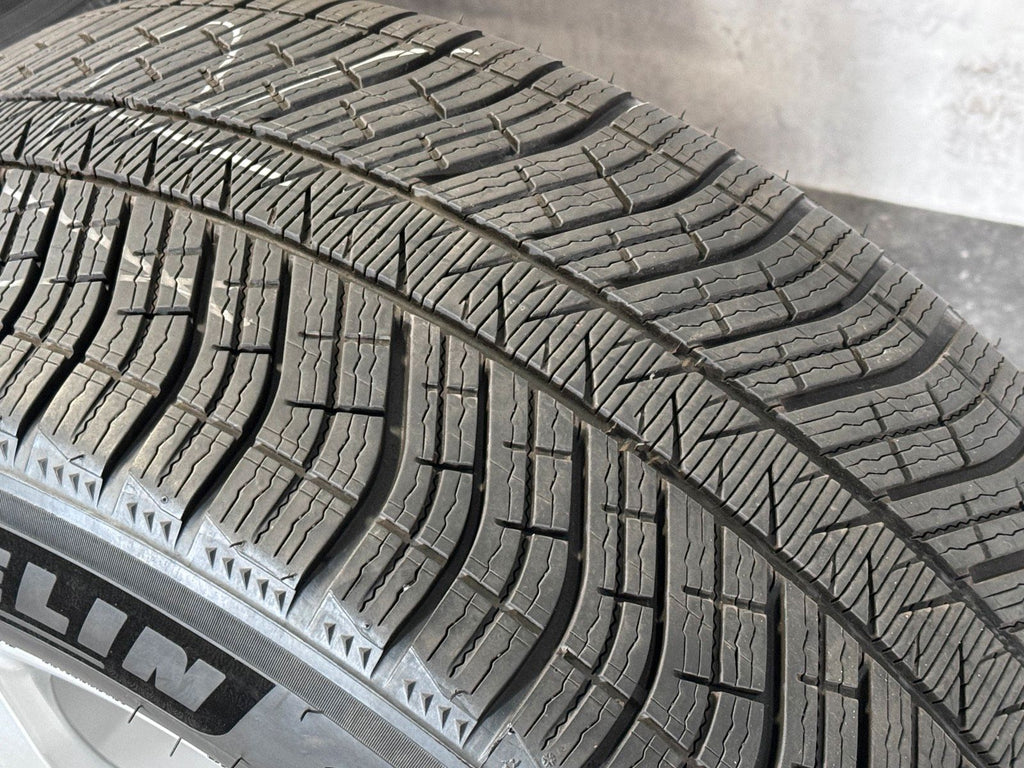 Original 19 Zoll Porsche Cayenne E3 SUV 9Y0 Winterreifen RÄDER