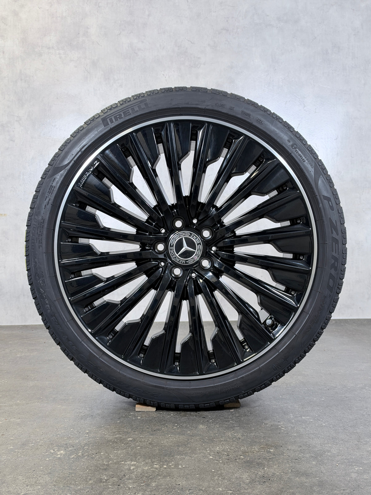 ORIGINAL 20 ZOLL MERCEDES E-KLASSE W214 S214 WINTERREIFEN