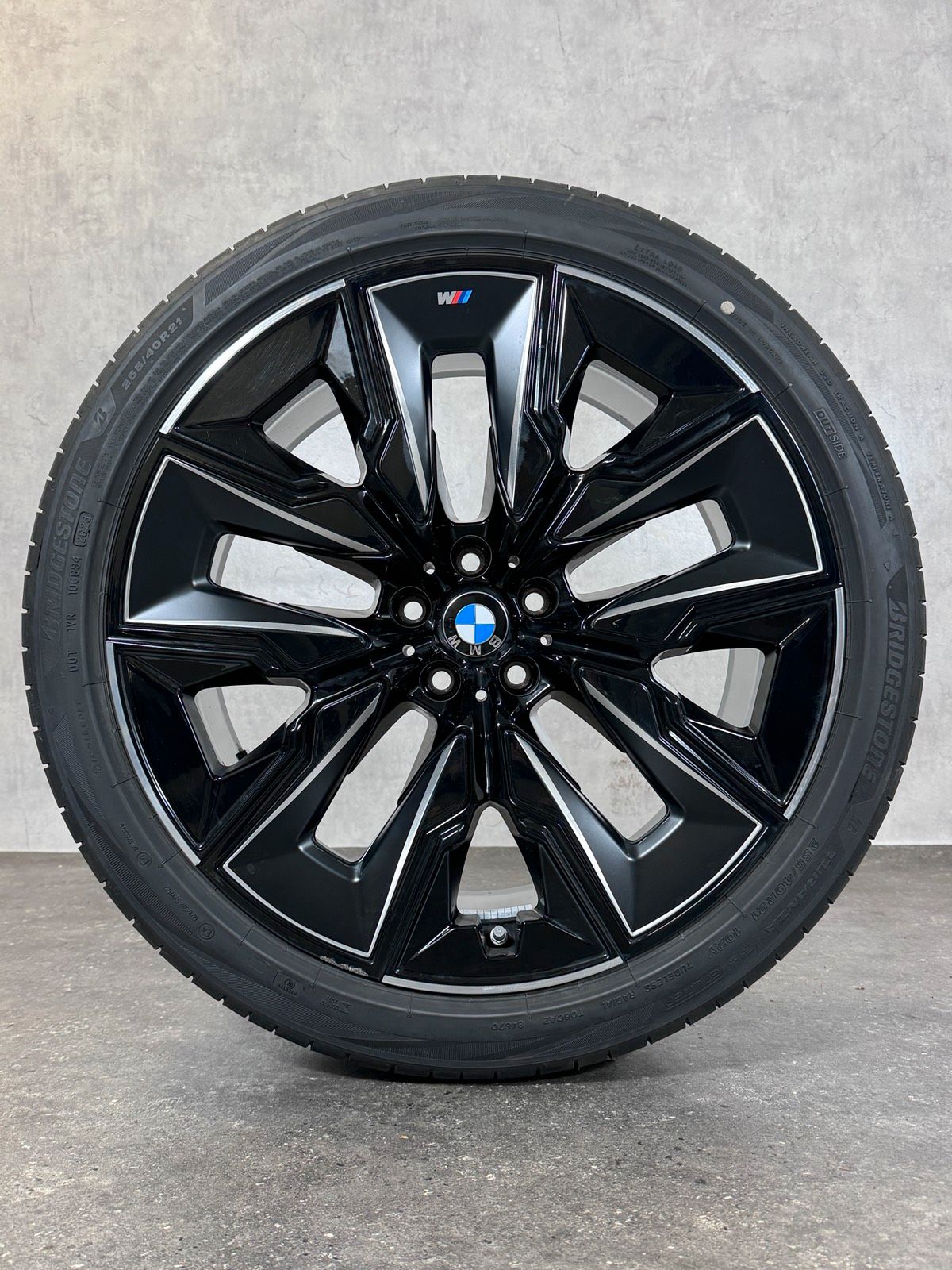 Original 21 Zoll BMW 7er G70 i7 G7L M 909 Sommerreifen
