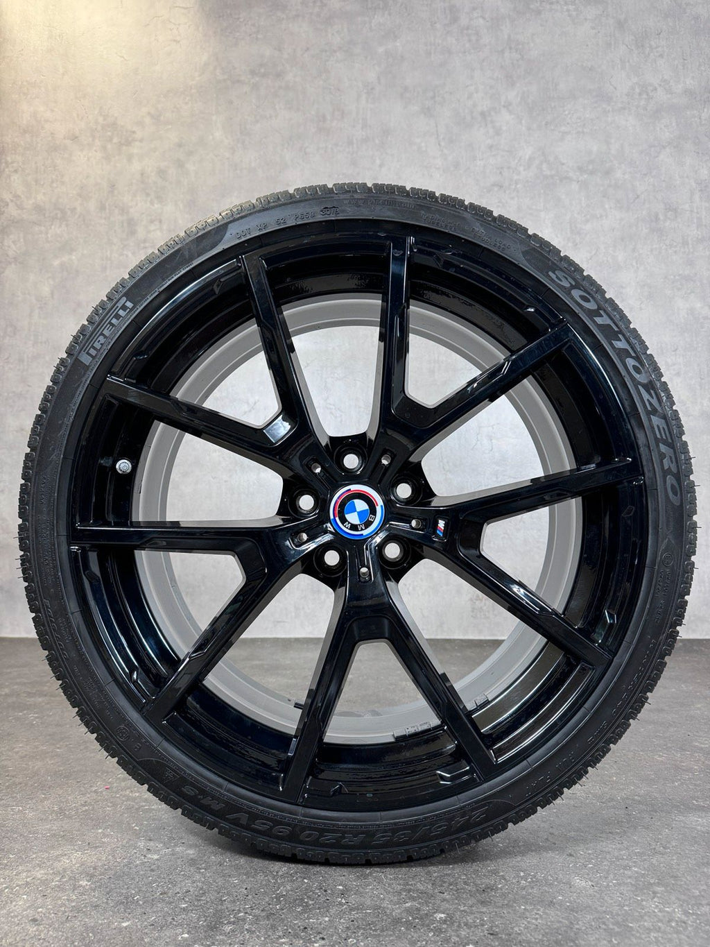 Original 20 Zoll BMW 8er G14 G15 G16 M 728 Winterreifen
