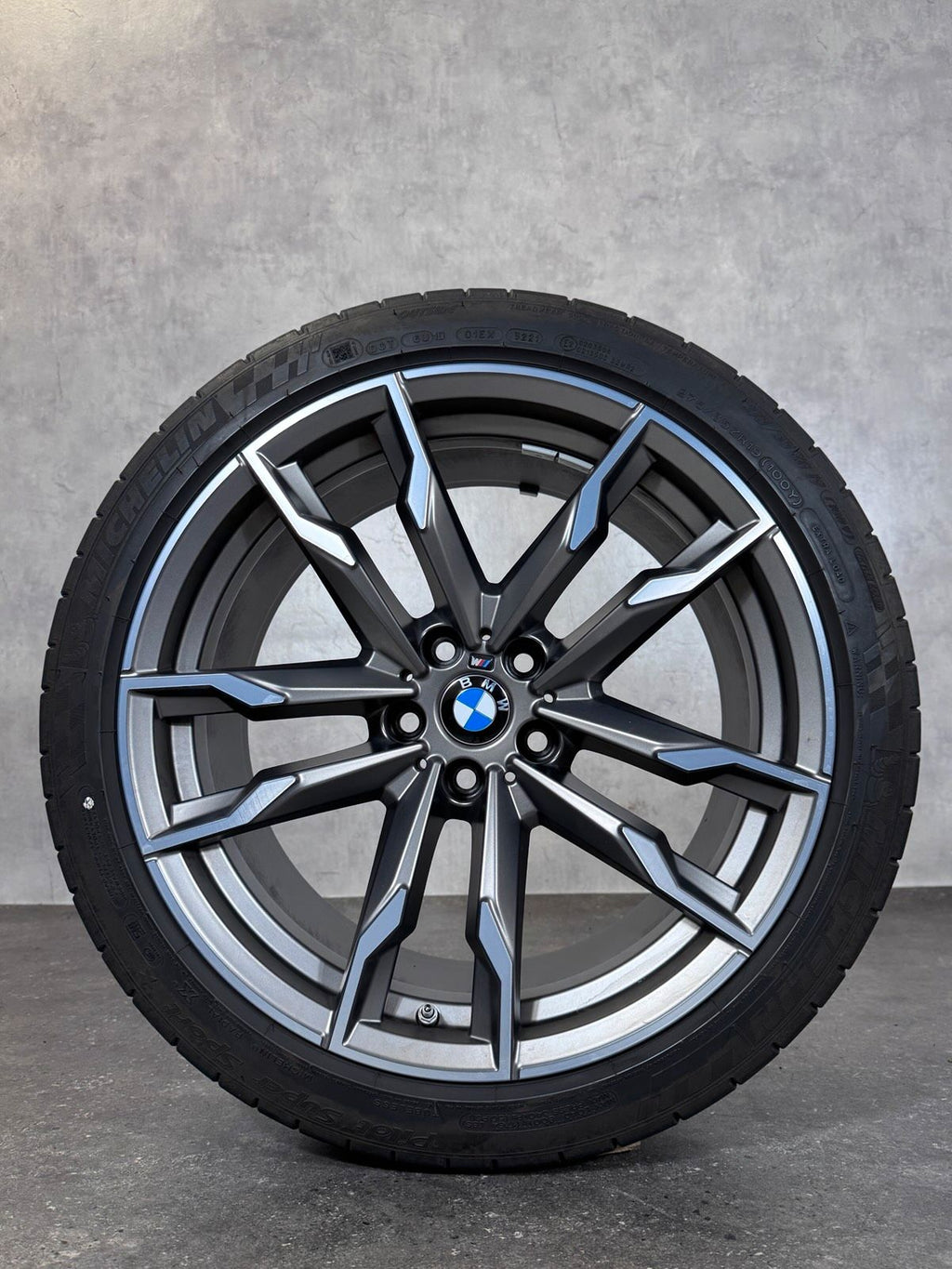 Original 19 Zoll BMW Z4 G29 Z40i M 800 Sommerreifen 8089878