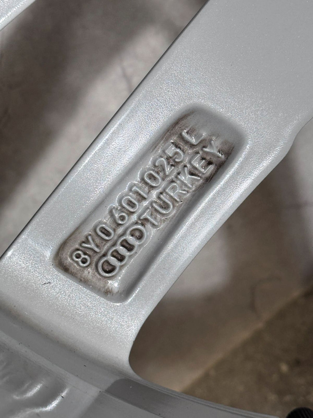 Original 17 Zoll Audi A3 8Y Winterreifen Winterräder 8Y0601025E