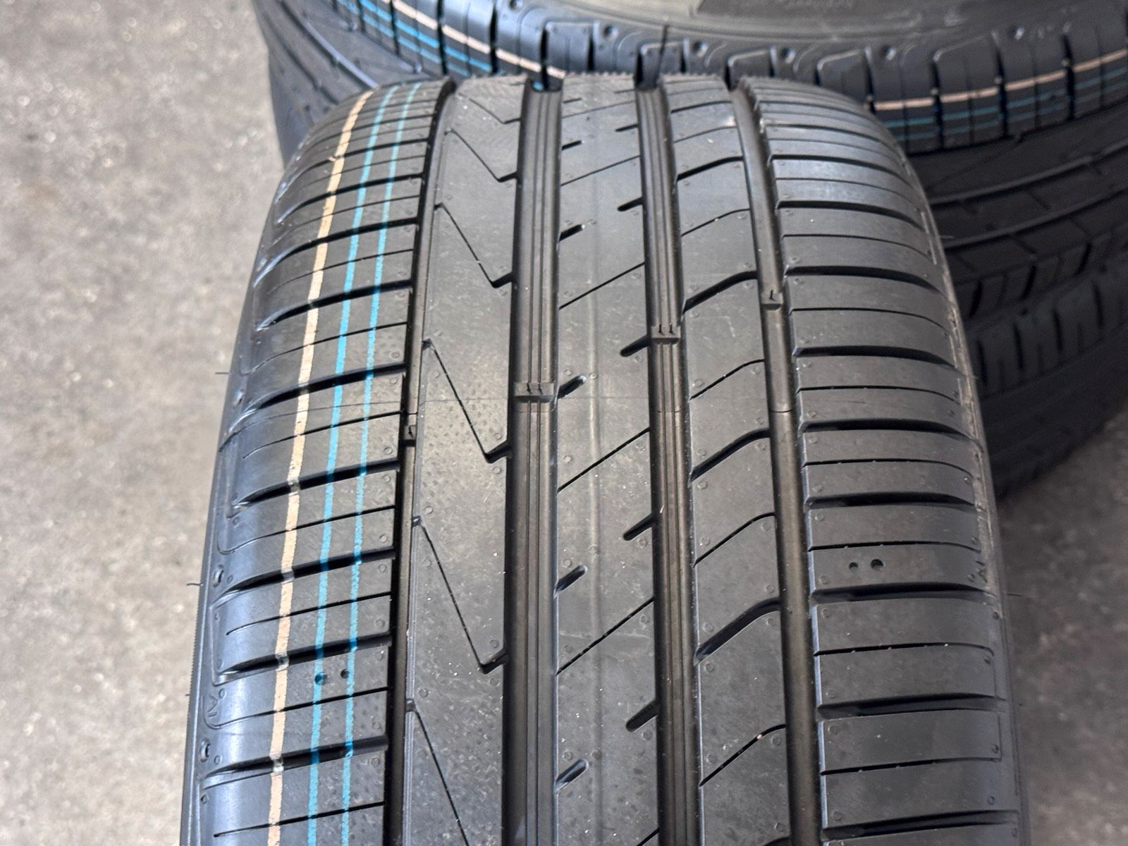 Original 19 Zoll Audi Sport Q3 SQ3 FY 83A Blade Sommerreifen 83A6