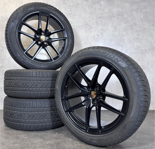 Original 20 Zoll Porsche Macan III 3 95B II Winterreifen 95B04465