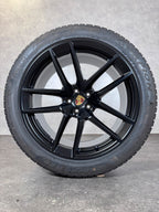 Original 20 Zoll Porsche Macan III 3 95B II Winterreifen 95B04465
