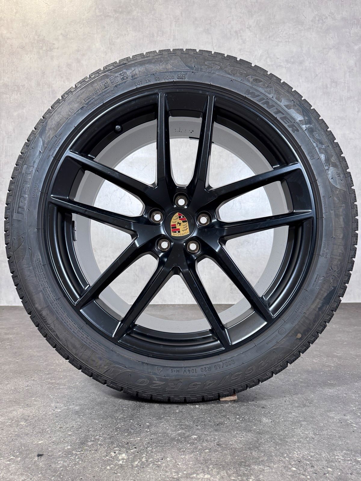 Original 20 Zoll Porsche Macan III 3 95B II Winterreifen 95B04465