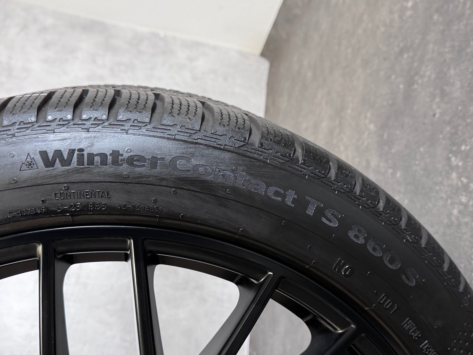 Original 21 Zoll Porsche Cayenne Coupé E3 RS SPYDER Winterreifen