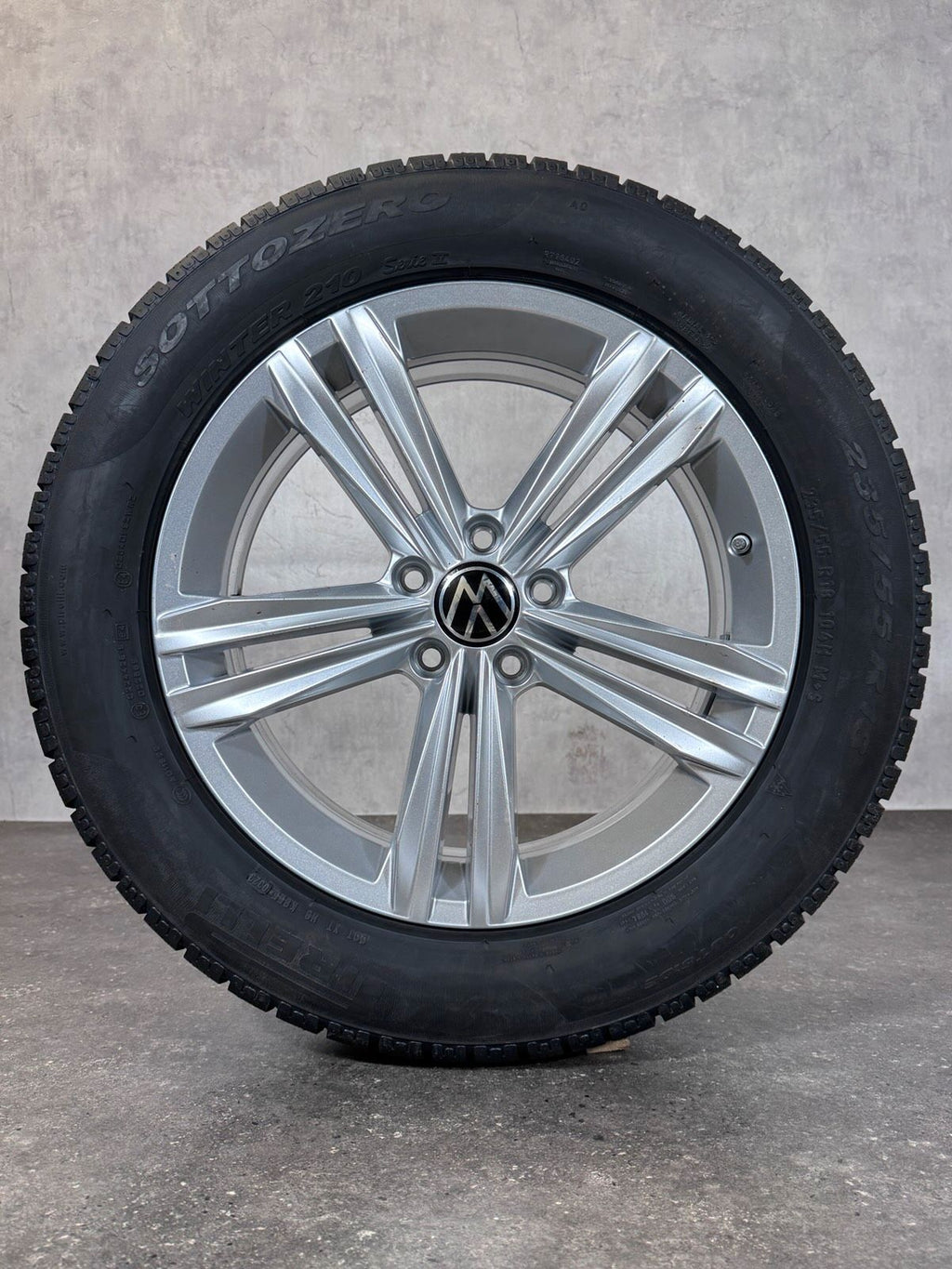 Original 18 Zoll VW Sebring Tiguan II AD1 Allspace Winterreifen