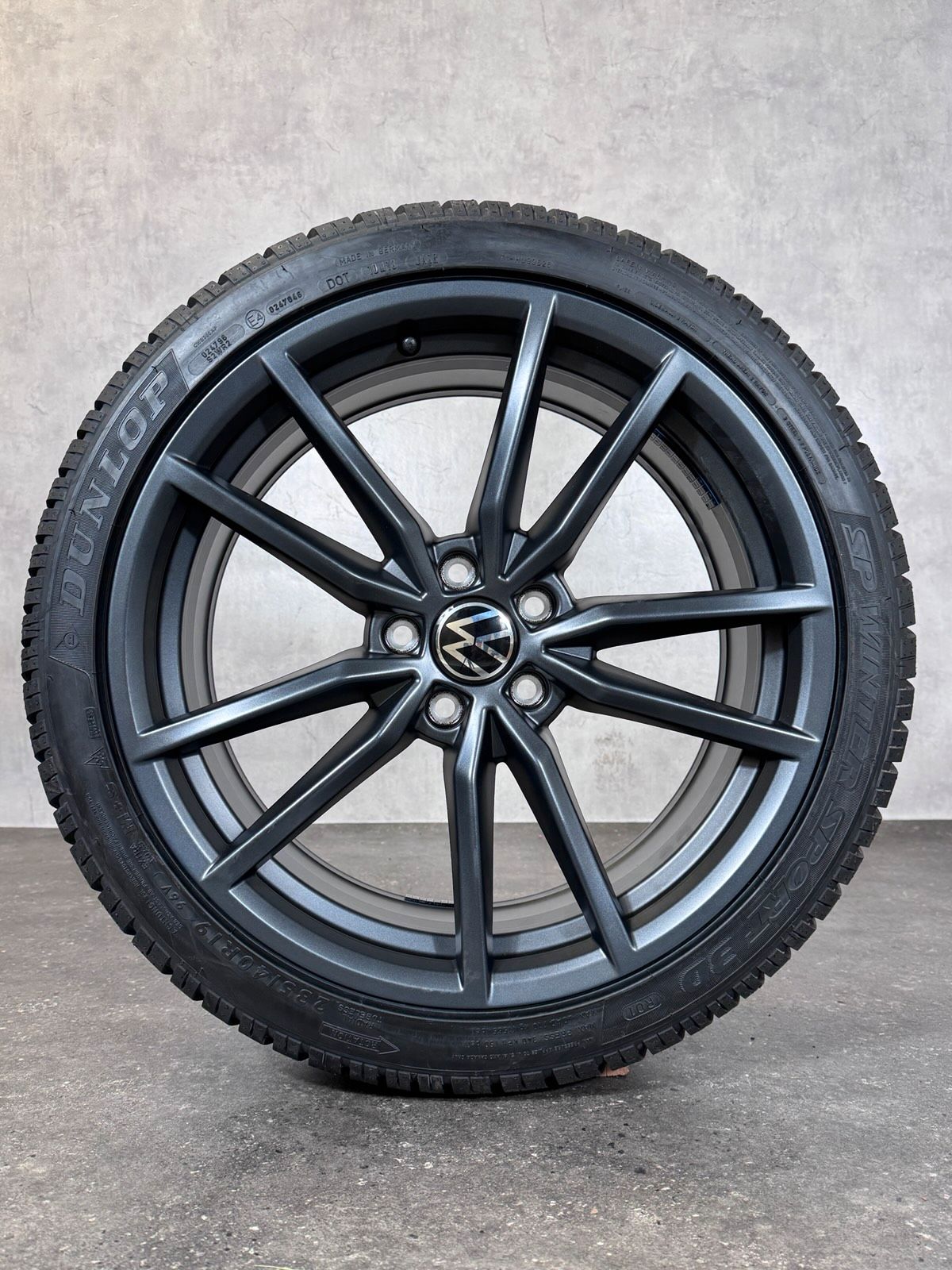 NEU Original 19 Zoll VW Pretoria Passat 3G B8 Winterräder 3G0