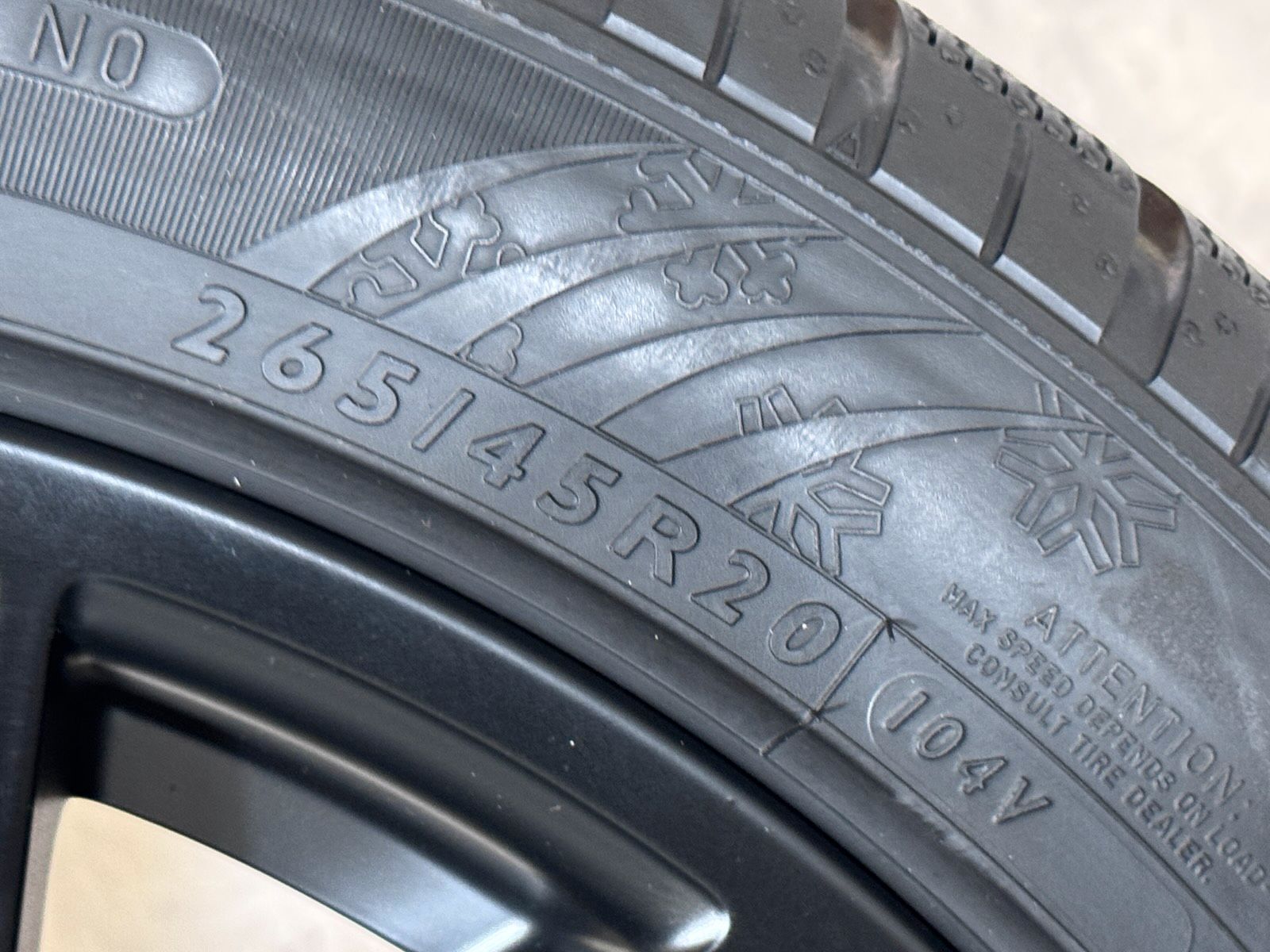 Original 20 Zoll Porsche Macan I II III 95B SPYDER Winterreifen