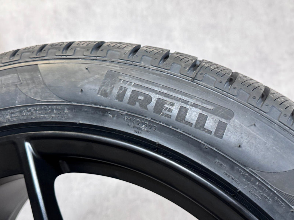 NEU Original 20 Zoll Porsche Macan III 3 Winterreifen 95B044650