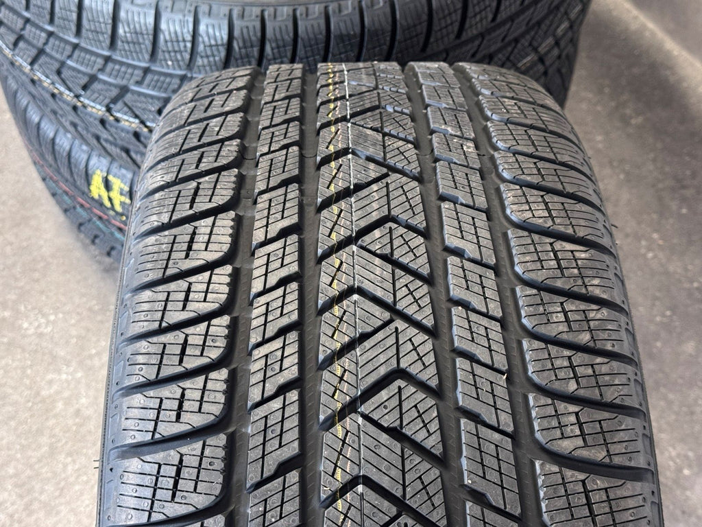 NEU Original 20 Zoll Porsche Macan III 3 Winterreifen 95B044650