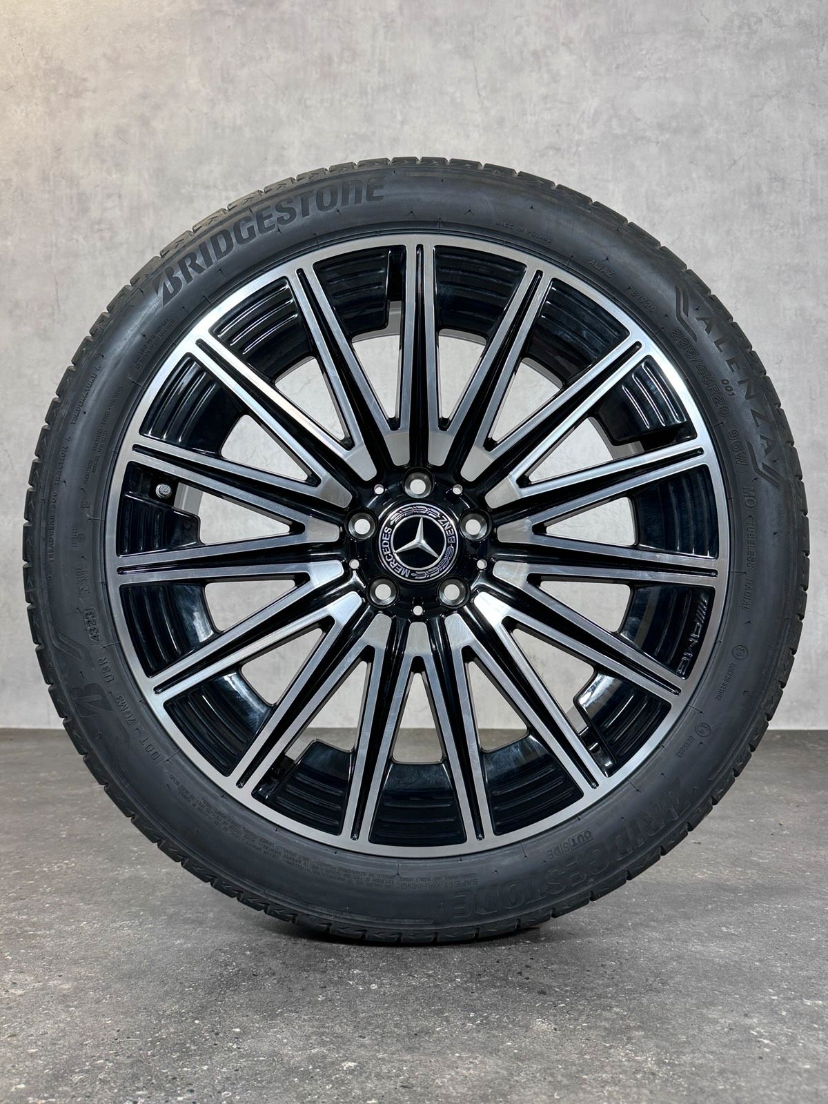 NEU Original 20 Zoll Mercedes AMG GLA H247 GLB X247 Sommerräder