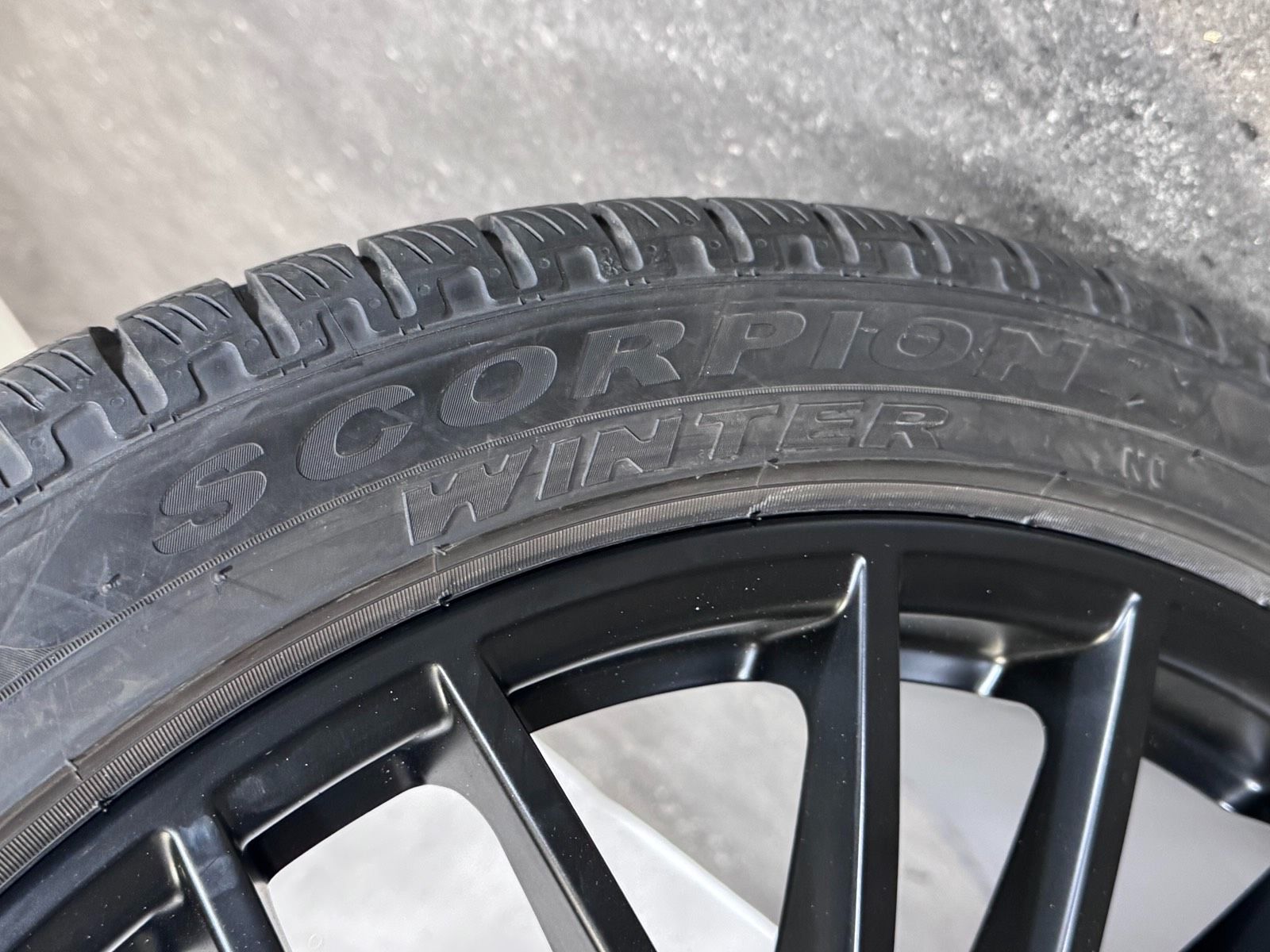Original 21 Zoll Porsche Cayenne Coupé 9Y3 Winterräder RS Spyder
