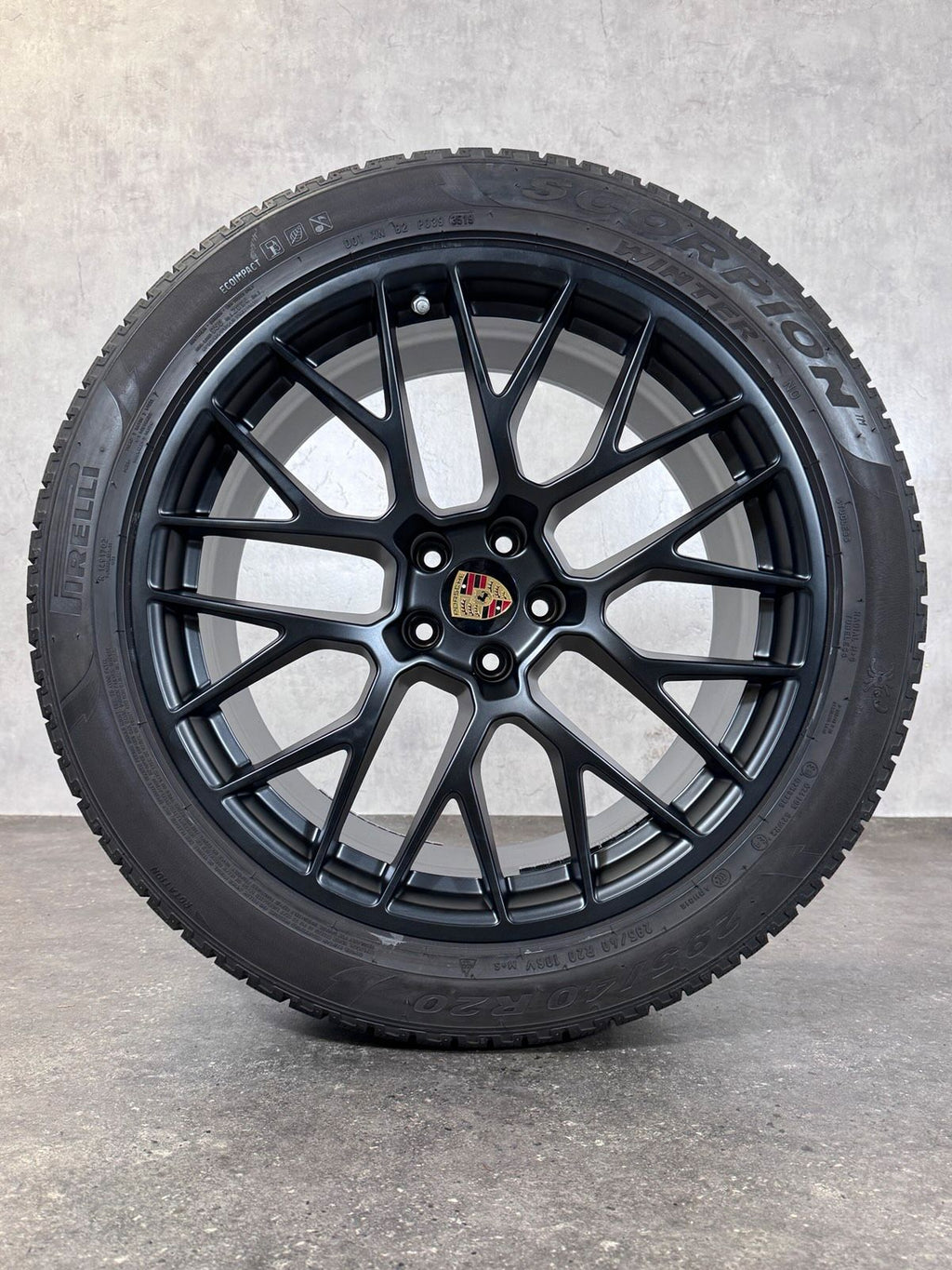 Original 20 Zoll Porsche Macan I II III 95B Spyder Winterreifen