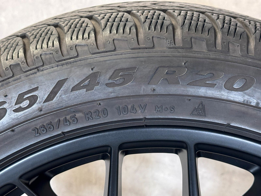 Original 20 Zoll Porsche Macan I II III 95B Spyder Winterreifen