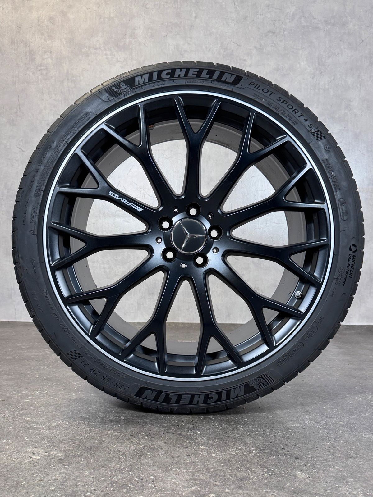 Original 21 Zoll Mercedes AMG SL 43 55 63 R232 Sommerreifen