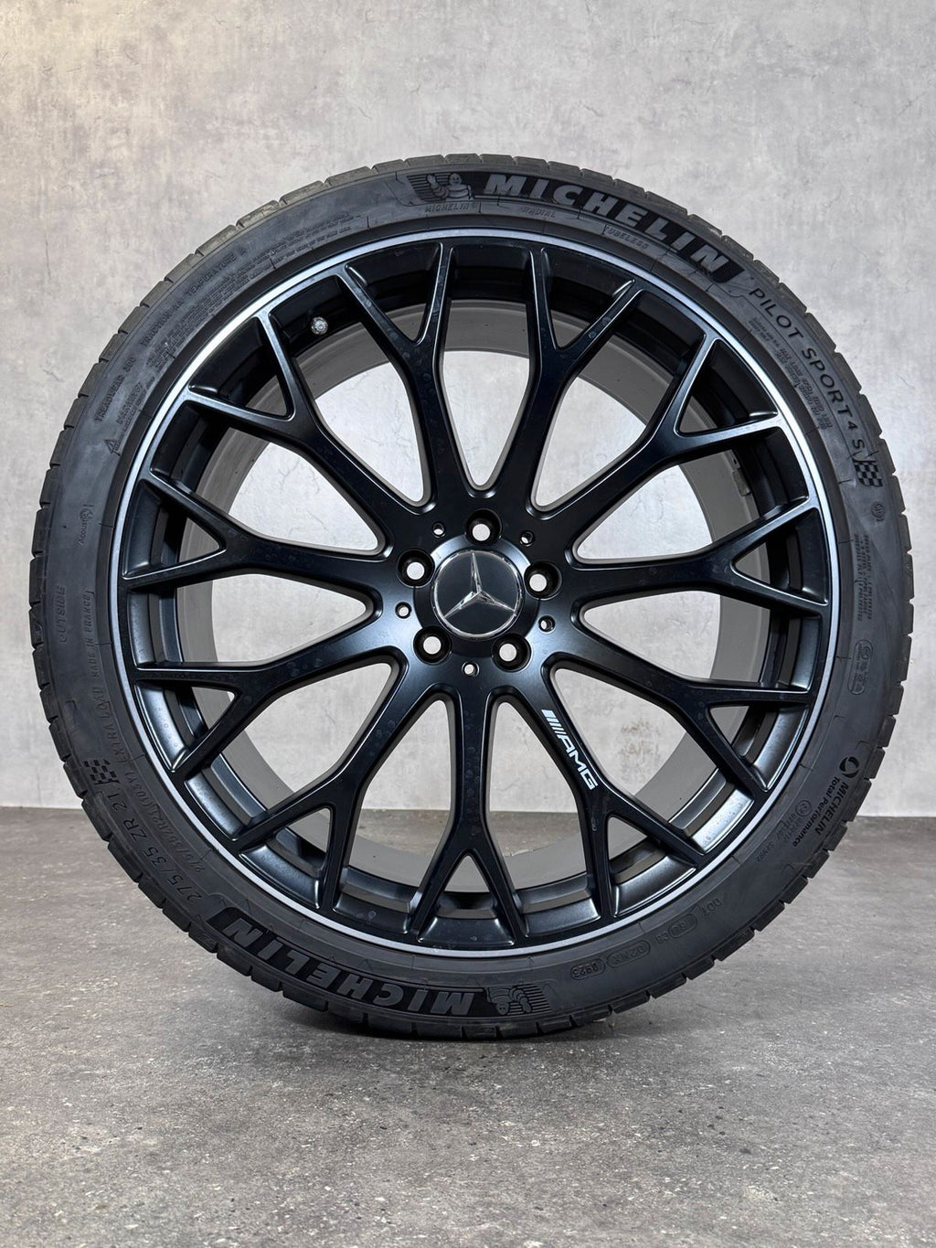 Original 21 Zoll Mercedes AMG SL 43 55 63 R232 Sommerreifen