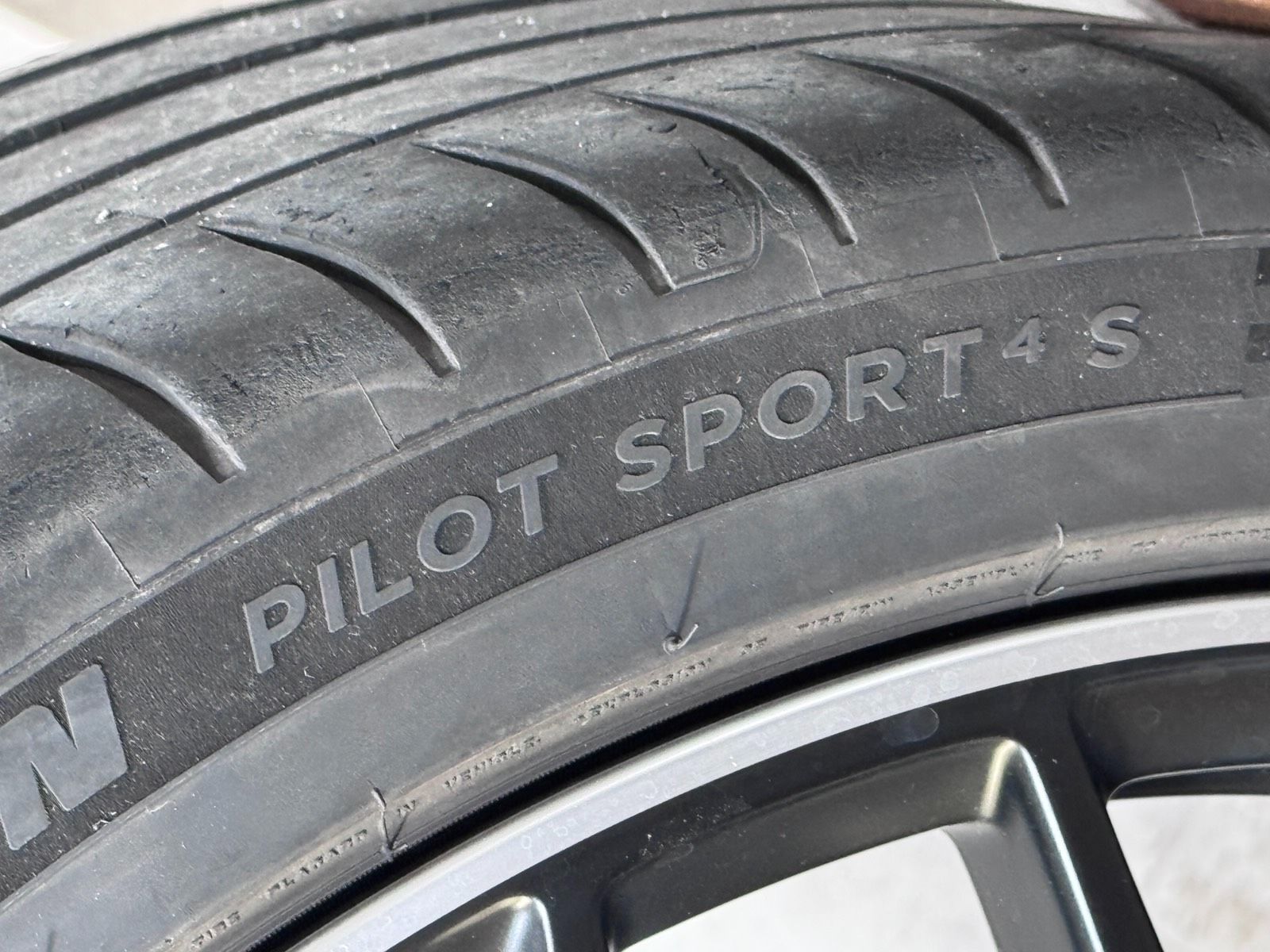 Original 21 Zoll Mercedes AMG SL 43 55 63 R232 Sommerreifen