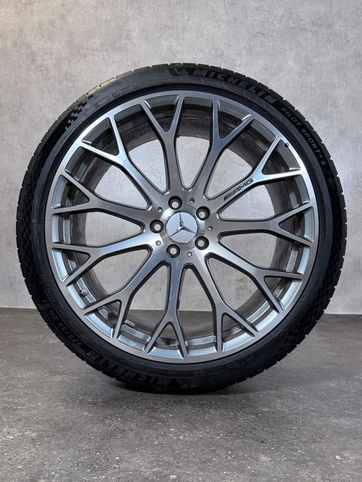 Original 21 Zoll Mercedes AMG SL 43 55 63 R232 Sommerreifen NEU