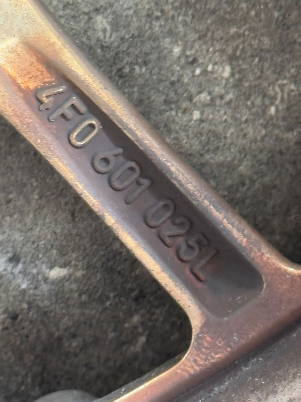 Original 19 Zoll Audi BBS 4F0601025L 8,5Jx19 ET 48 Sommerräder