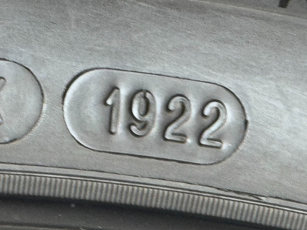 Original 20 Zoll Porsche Macan III 95B Winterräder 95B601025EJ