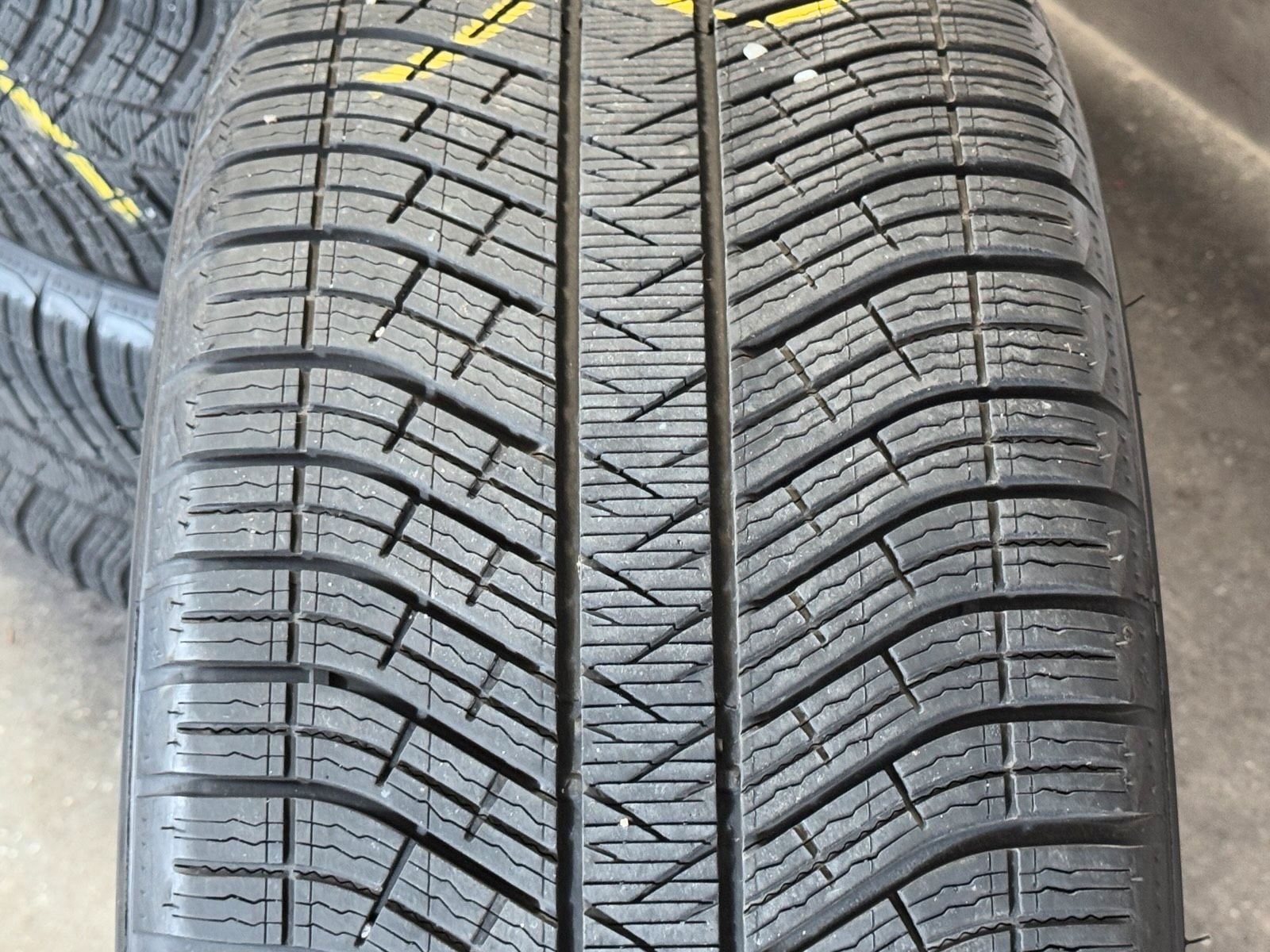 Original 20 Zoll Porsche Macan III 95B Winterräder 95B601025EJ