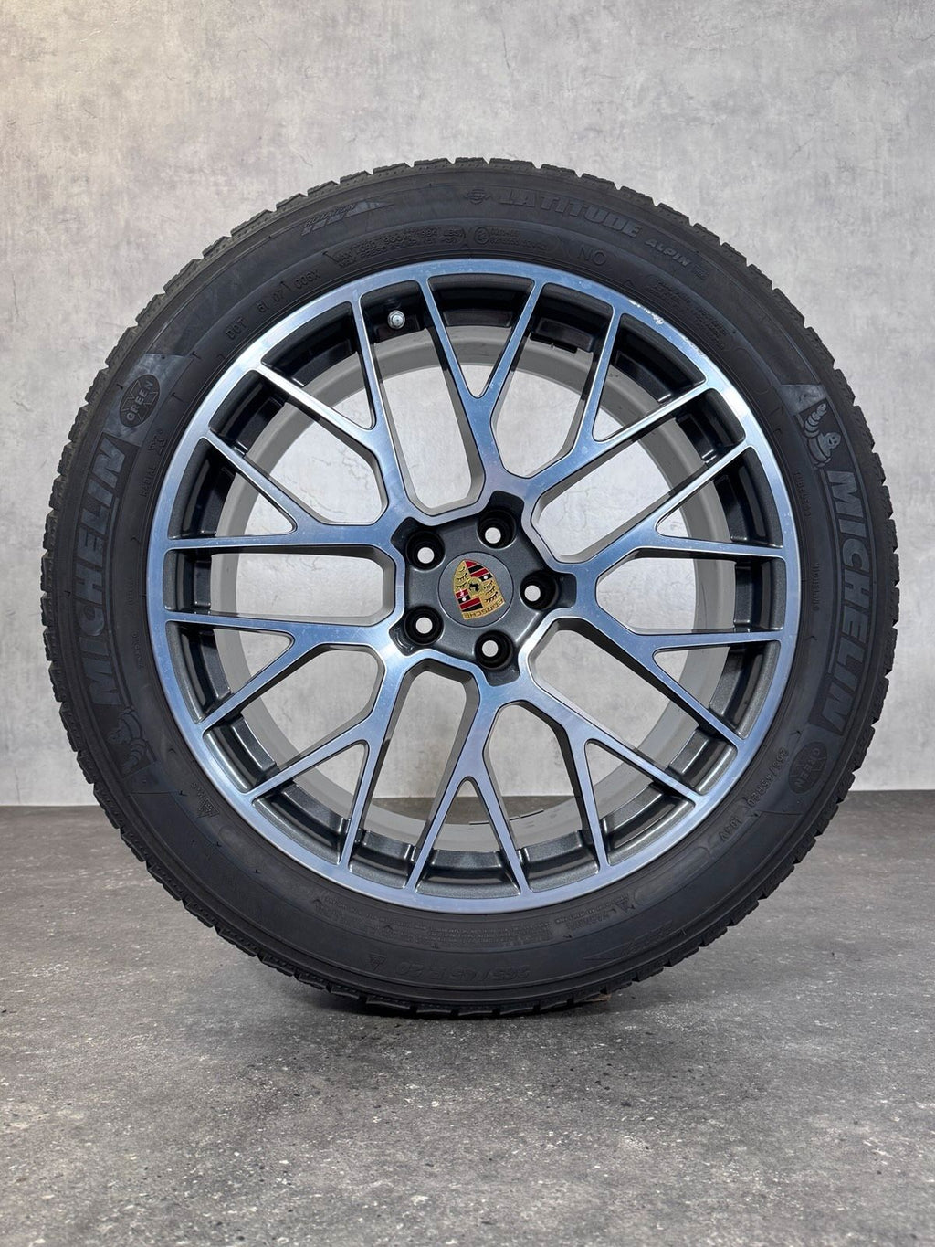 Original 20 Zoll Porsche RS Spyder Winterräder Macan I II 95B