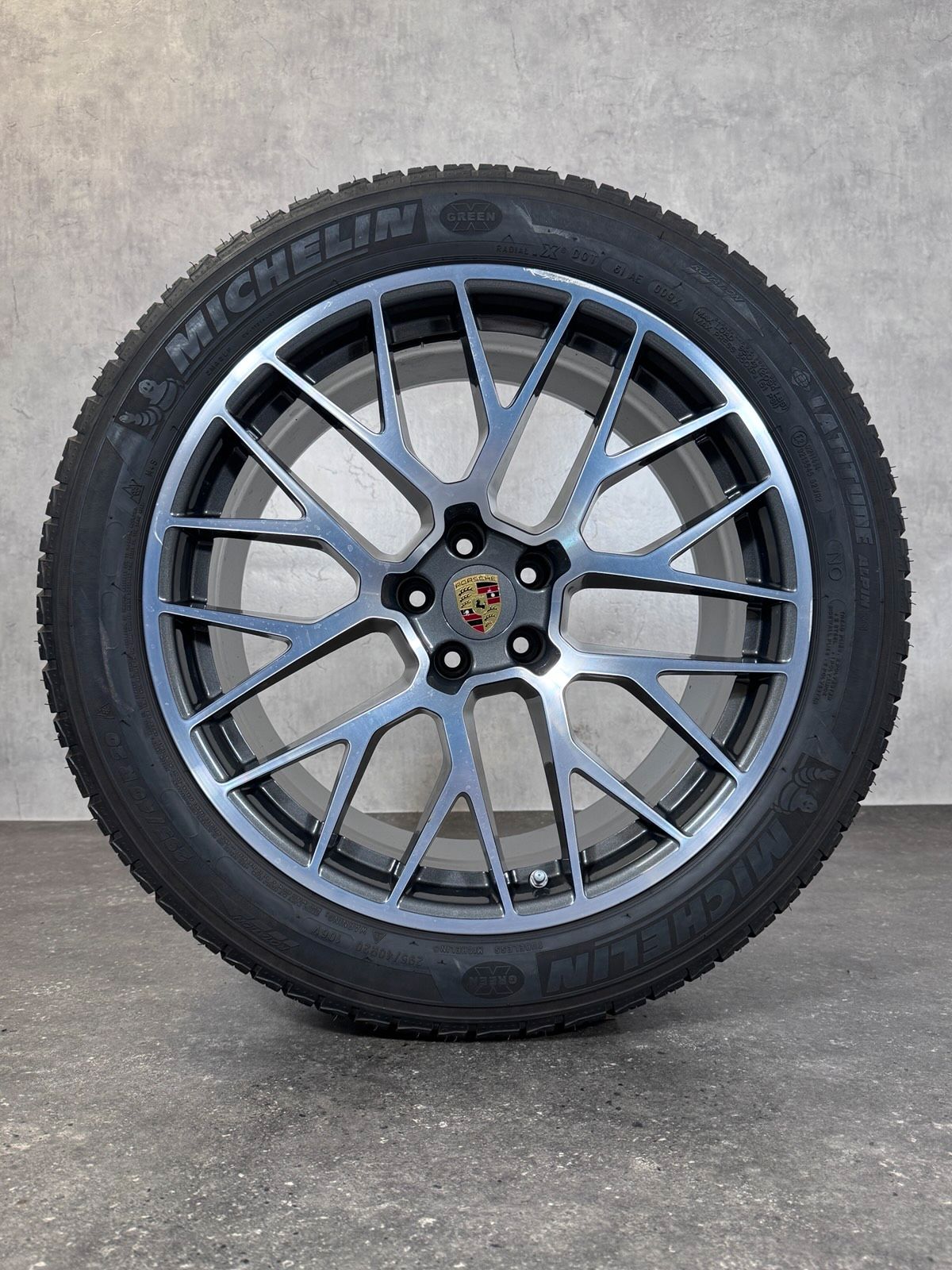 Original 20 Zoll Porsche RS Spyder Winterräder Macan I II 95B