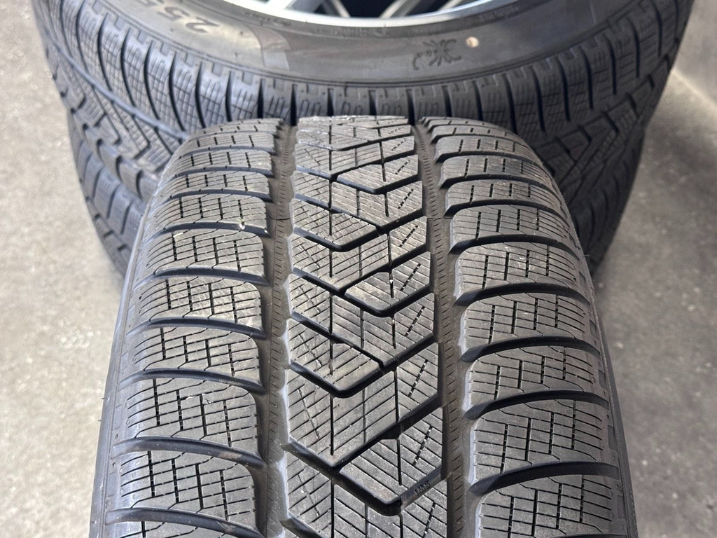 Original 19 Zoll Porsche Macan Winterräder I II 95B Pirelli 7MM