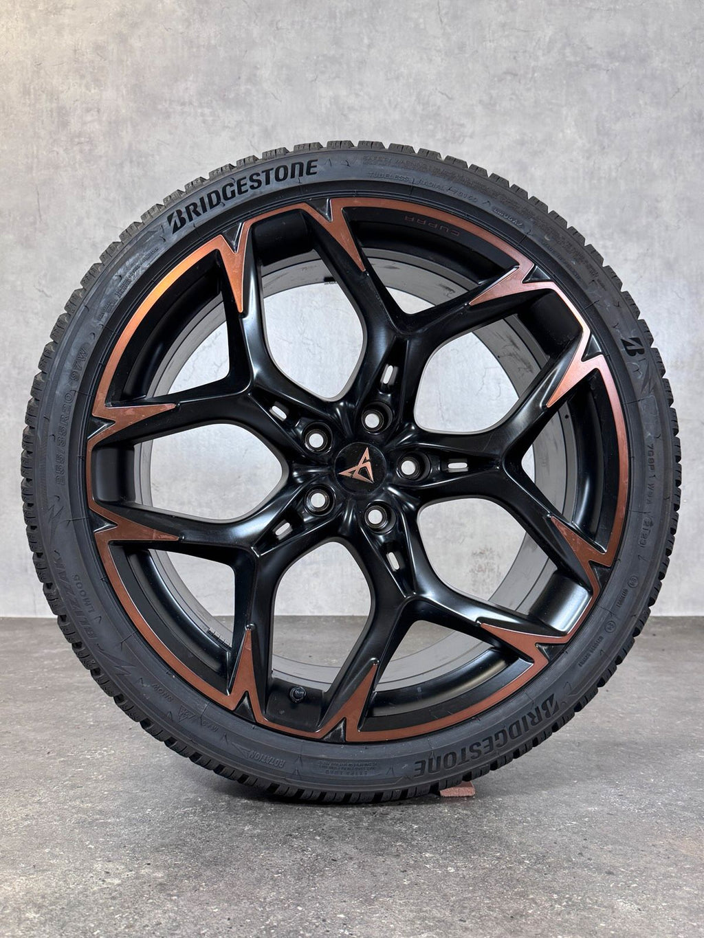 Original 20 Zoll Seat Cupra Formentor Winterräder Copper 5FF60102