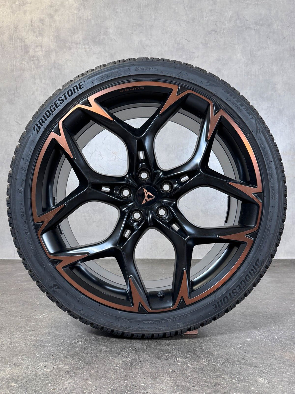 Original 20 Zoll Seat Cupra Formentor Winterräder Copper 5FF60102