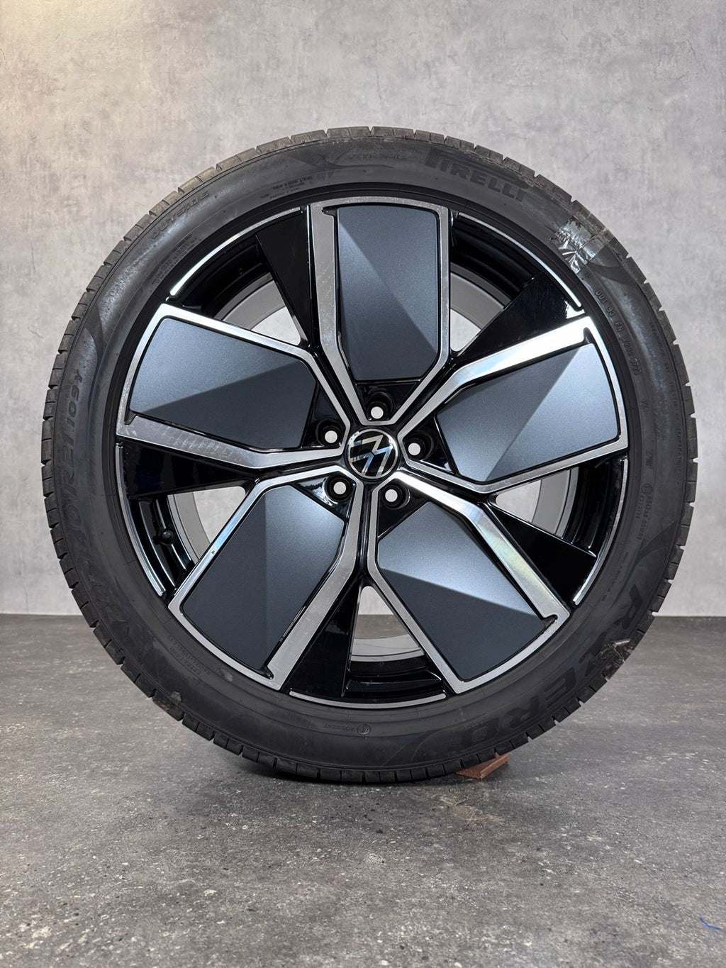 Original 21 Zoll VW Touareg III CR Leeds Sommerräder 760601025AM