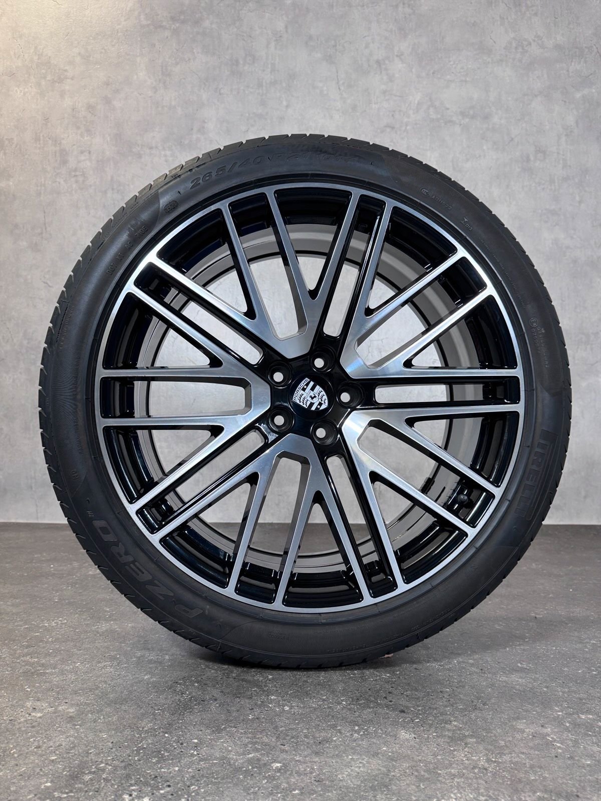 Original 21 Zoll Porsche Macan III 95B Turbo V Sommerräder