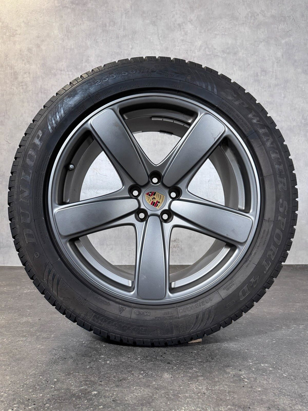 Original 19 Zoll Porsche Macan Sport Classic Winterräder 95B Grau