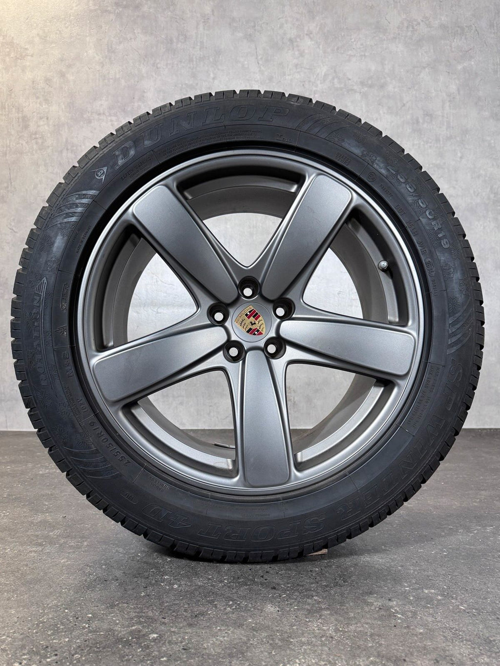 Original 19 Zoll Porsche Macan Sport Classic Winterräder 95B Grau