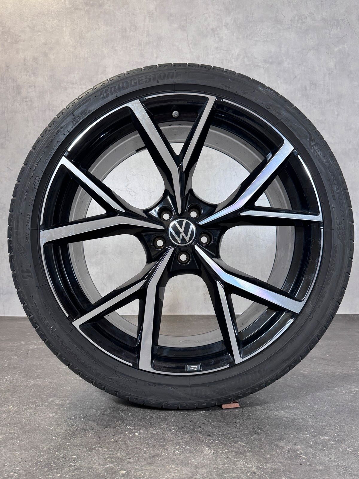 Original 22 Zoll VW Touareg III Estoril Sommerräder 760601025AF