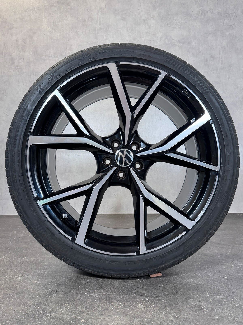 Original 22 Zoll VW Touareg III Estoril Sommerräder 760601025AF